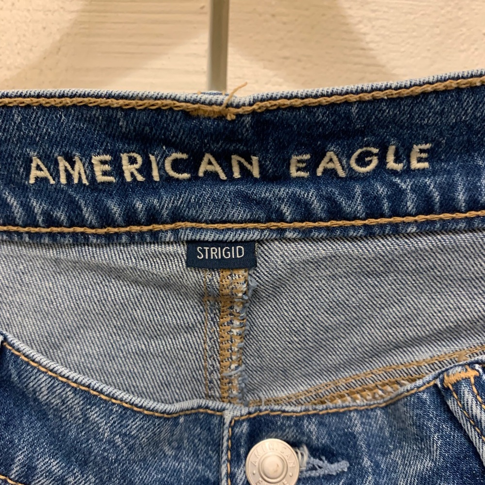 American Eagle low rise ultra wide jeans 8 short - Picture 2 of 5